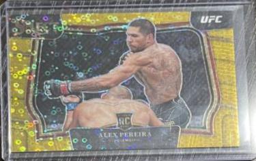 Alex Pereira 2023 Panini Select UFC Octagonside #222 Gold Disco
