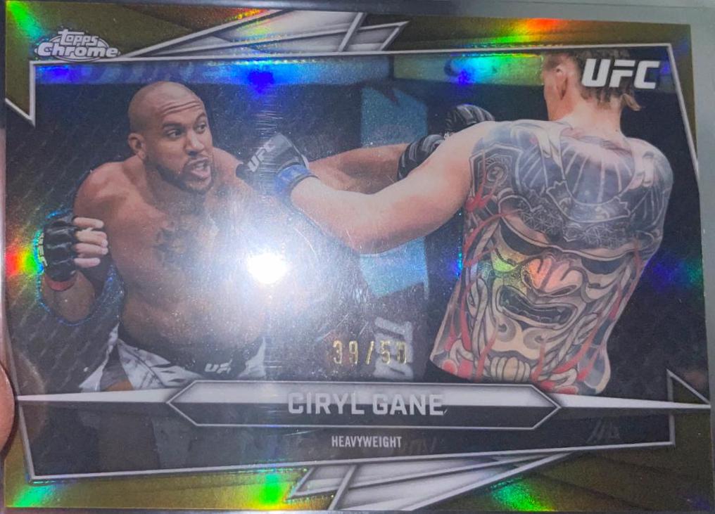 Ciryl Gane 2026 Topps Chrome UFC Base #18 Gold Refractor