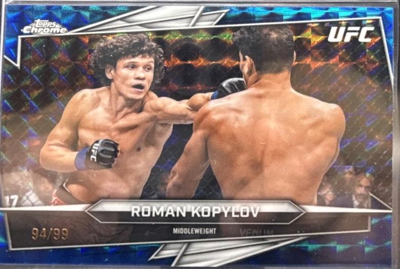 Roman Kopylov 2026 Topps Chrome UFC Base #149 Blue Geometric Refractor