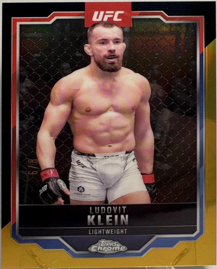 Ludovit Klein 2025 Topps Chrome UFC Base #32 Black & Gold Refractor
