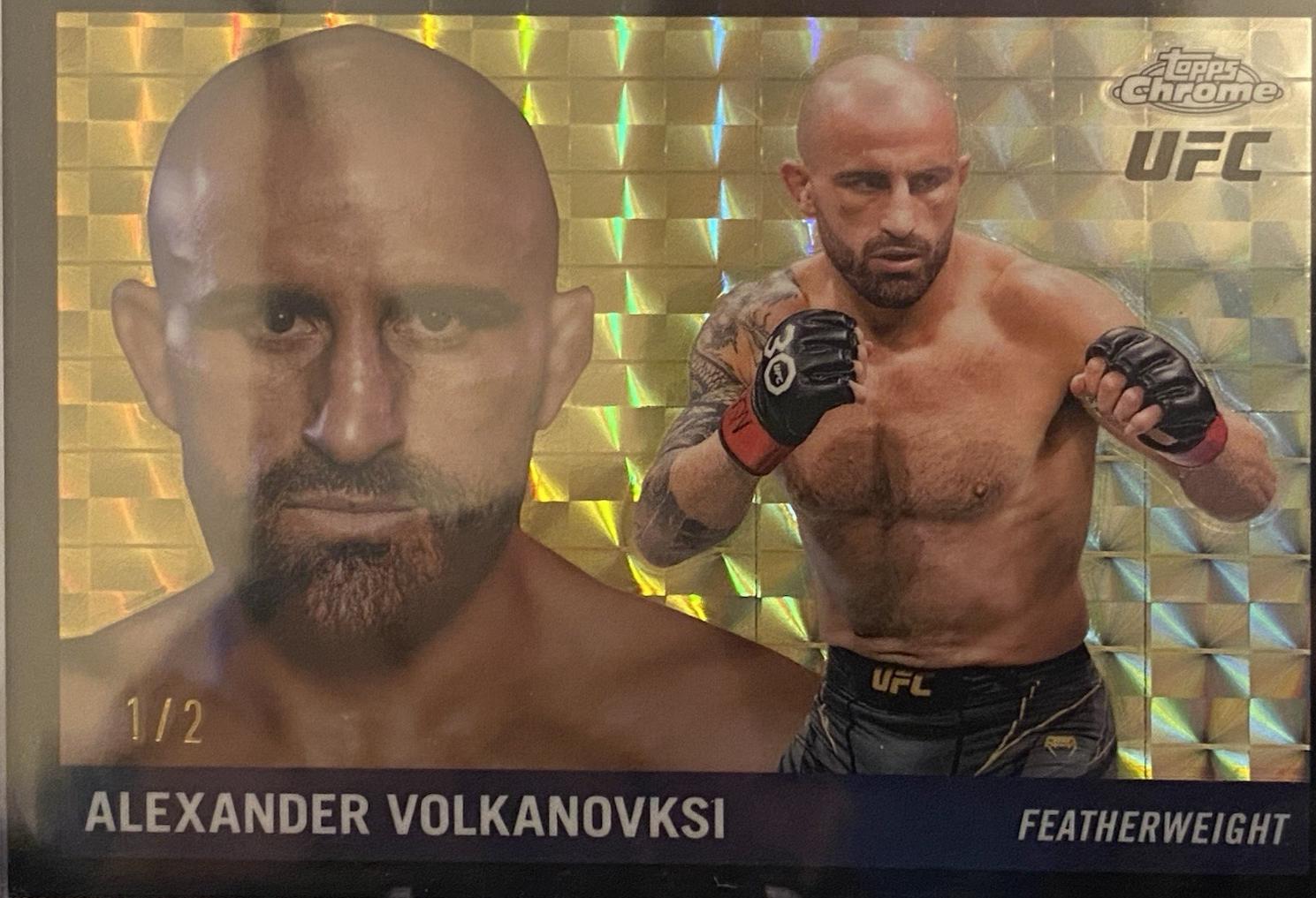 Alexander Volkanovski 2025 Topps Chrome UFC 1955 Topps #55T-2 Geometric Black Refractor