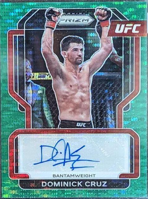 Dominick Cruz 2022 Panini Prizm UFC Signatures #30 Green Pulsar