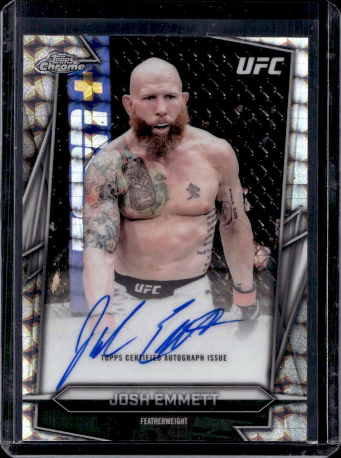 Josh Emmett 2026 Topps Chrome UFC Base Autographs #BAV-JE Geometric Refractor