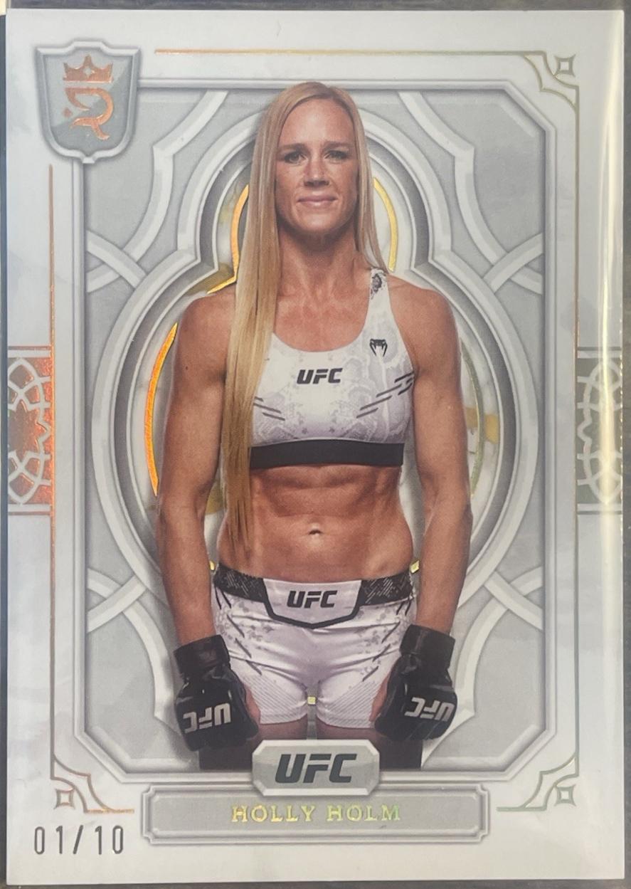 Holly Holm 2024 Topps Royalty UFC Base #61 Gold