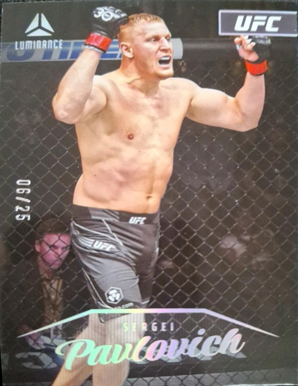 Sergei Pavlovich 2023 Panini Chronicles UFC Base Luminance #152 Silver