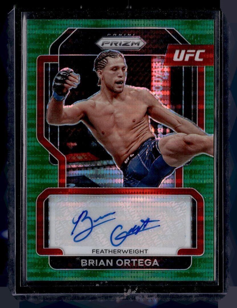 Brian Ortega 2022 Panini Prizm UFC Signatures #36 Green Pulsar