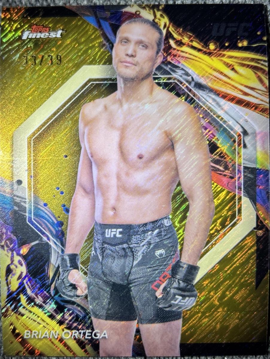 Brian Ortega 2024 Topps Finest UFC Base Uncommon #177 Gold Shimmer Refractor