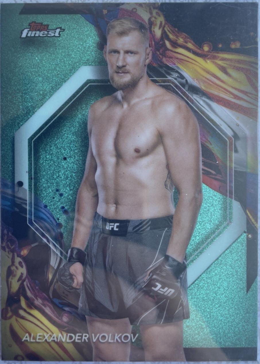Alexander Volkov 2024 Topps Finest UFC Base Uncommon #184 Aqua Glitter Refractor
