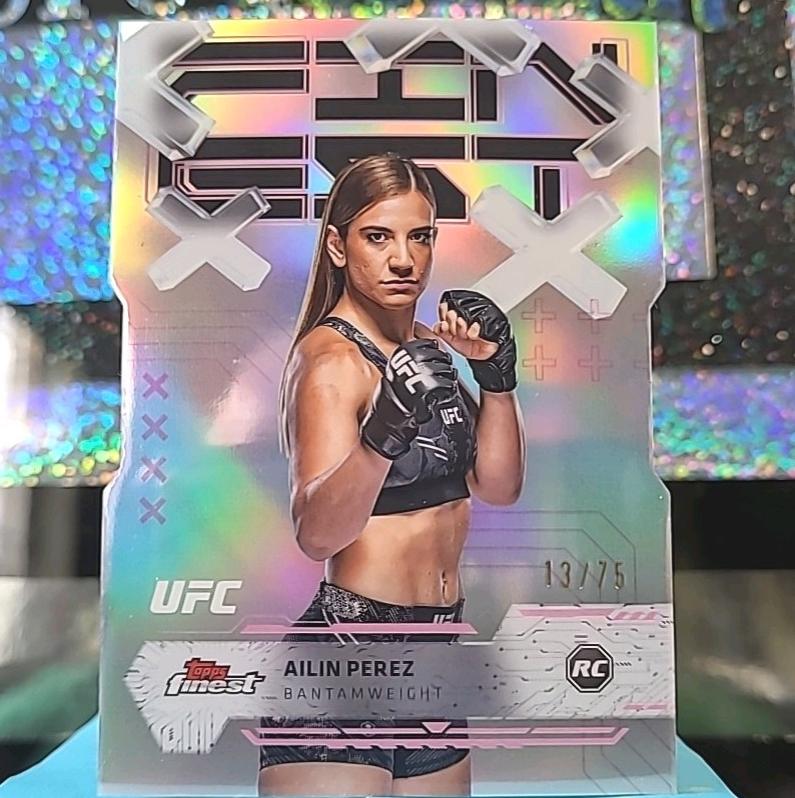 Ailin Perez 2025 Topps Finest UFC Base Common #7 Die-Cut Refractor