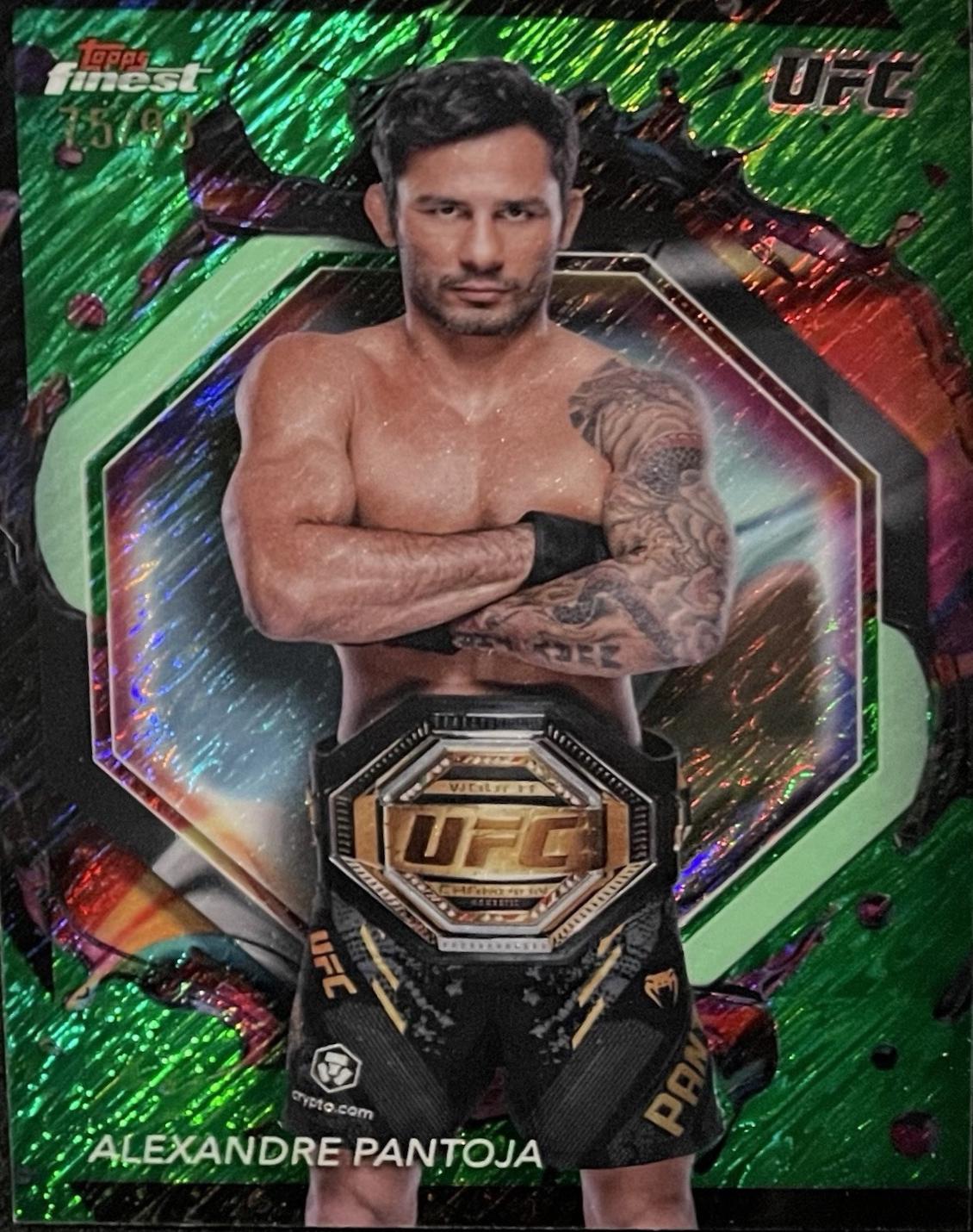Alexandre Pantoja 2024 Topps Finest UFC Base Rare #262 Green Shimmer Refractor
