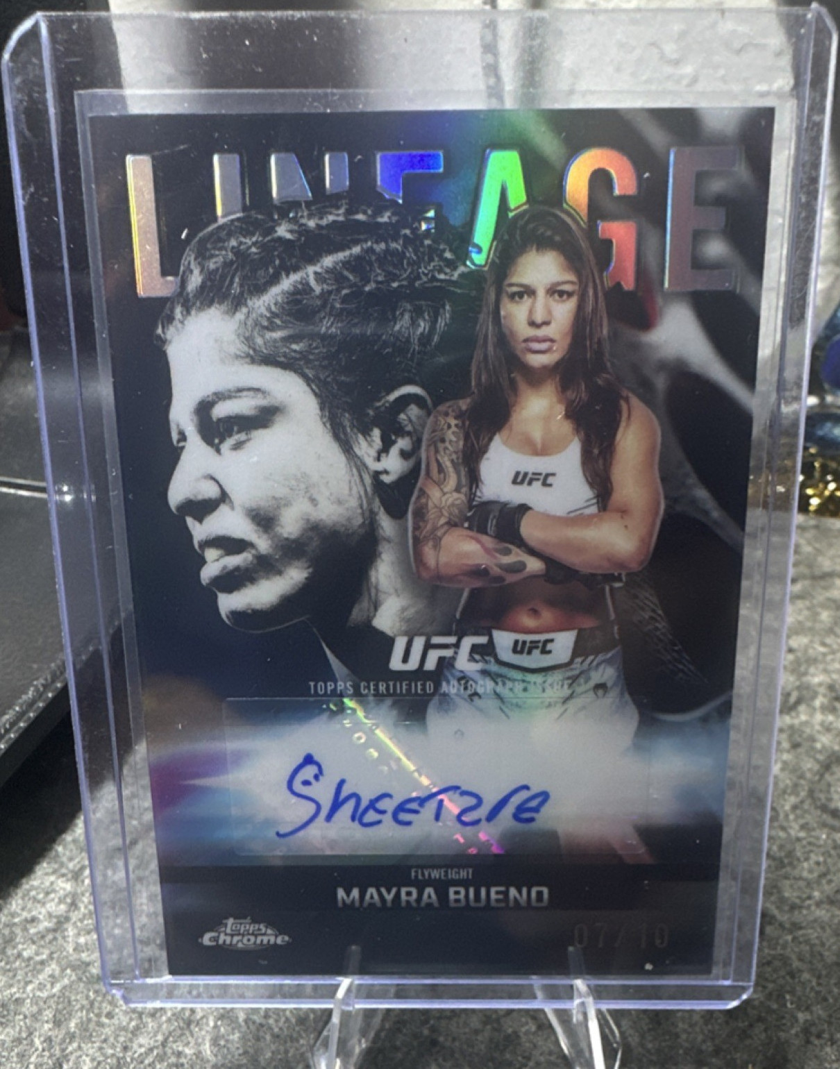 Mayra Bueno 2026 Topps Chrome UFC Chrome Lineage Autographs #CCA-MB Black Refractor
