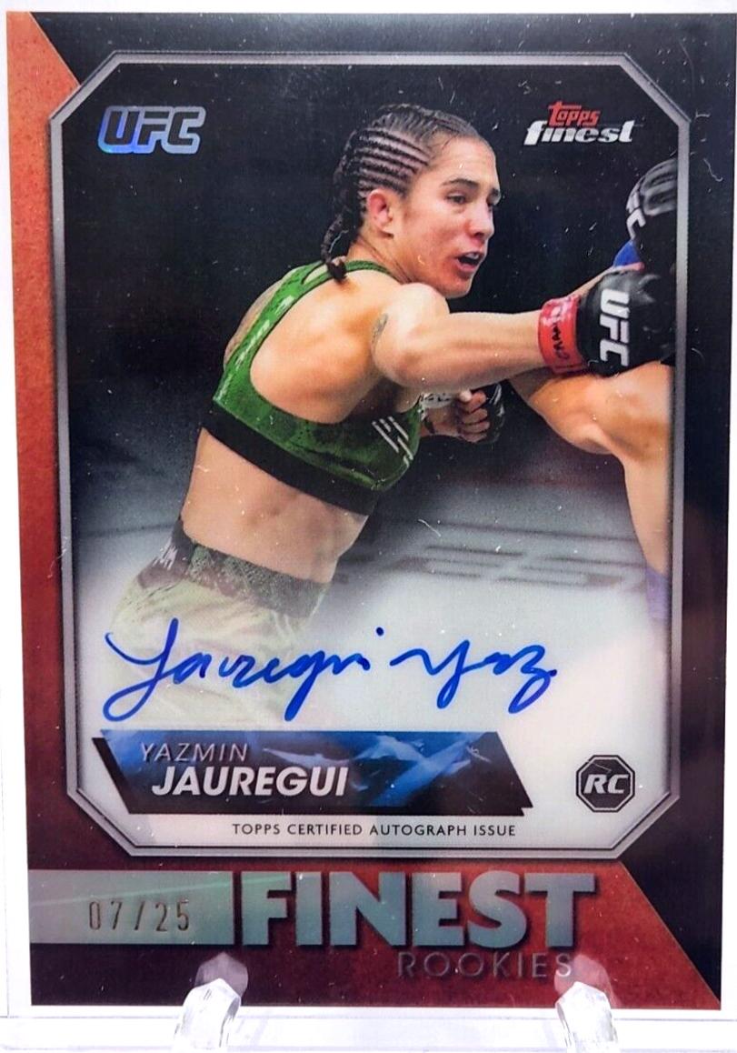 Yazmin Jauregui 2024 Topps Finest UFC Rookie Finest Autographs #RFA-YJ Black Refractor
