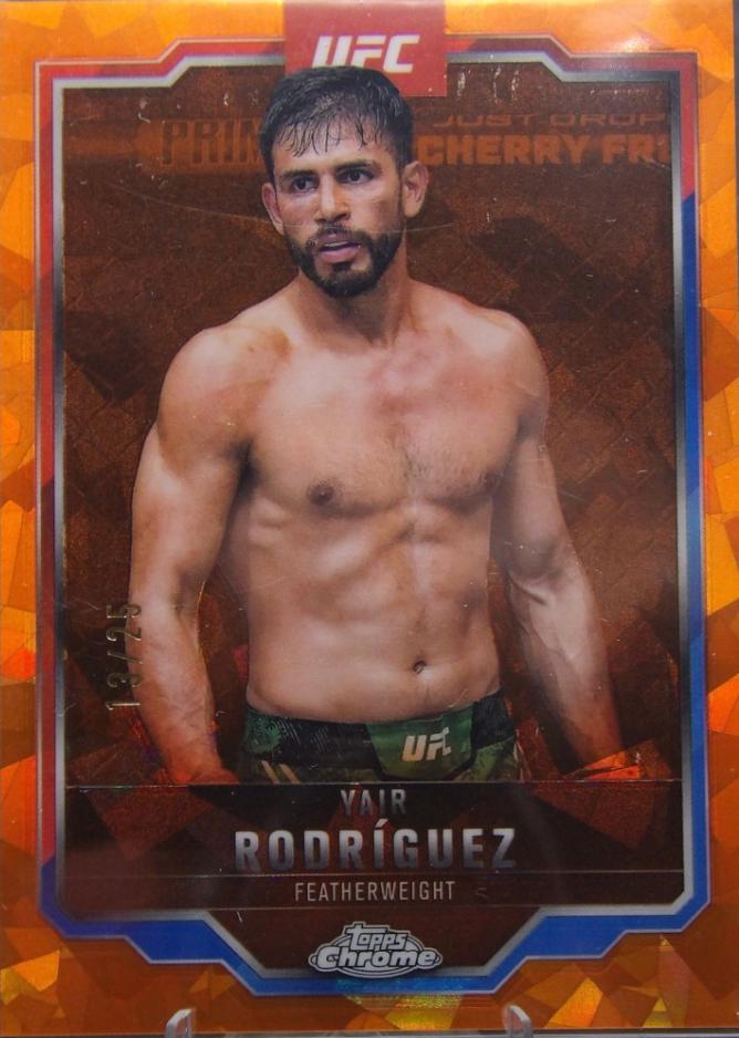 Yair Rodríguez 2025 Topps Chrome Sapphire UFC Base Sapphire #95 Orange Sapphire