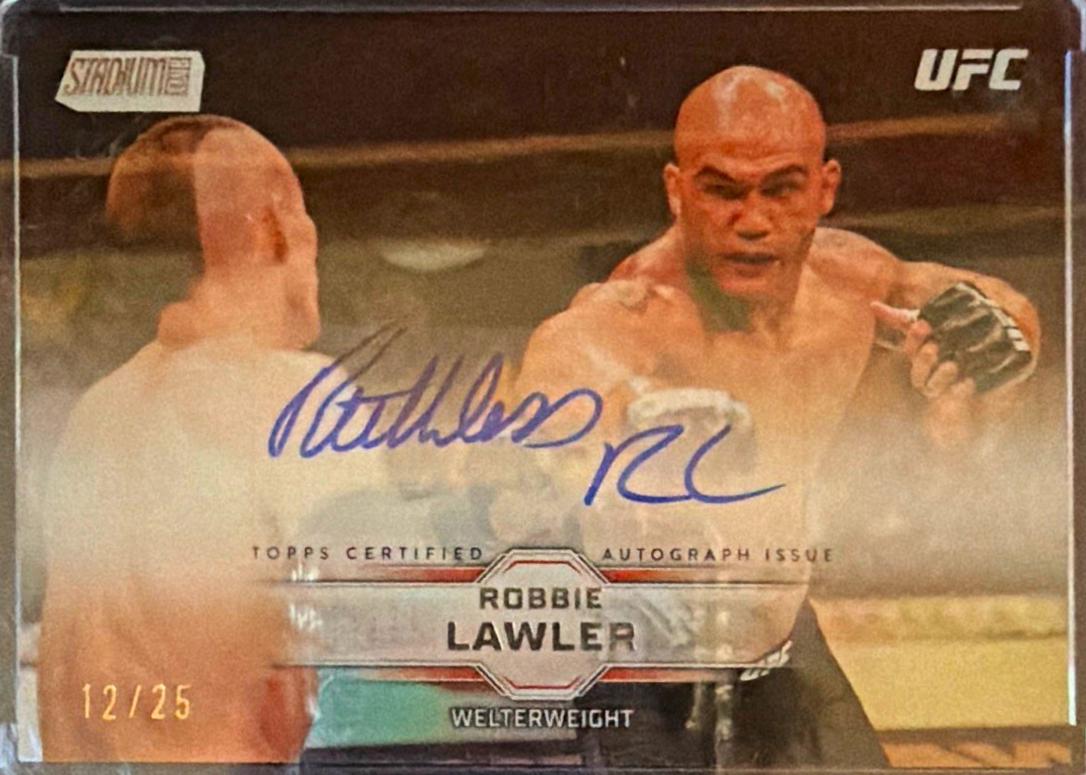 Robbie Lawler 2026 Topps Stadium Club UFC Base Autographs #BAV-RLR Rainbow Foilboard