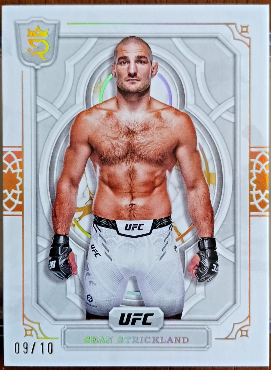 Sean Strickland 2024 Topps Royalty UFC Base #69 Gold