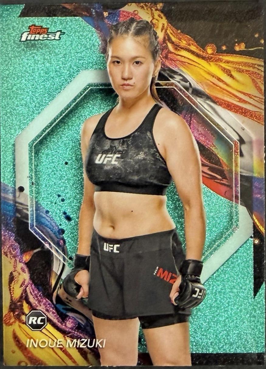 Inoue Mizuki 2024 Topps Finest UFC Base Uncommon #147 Aqua Glitter Refractor