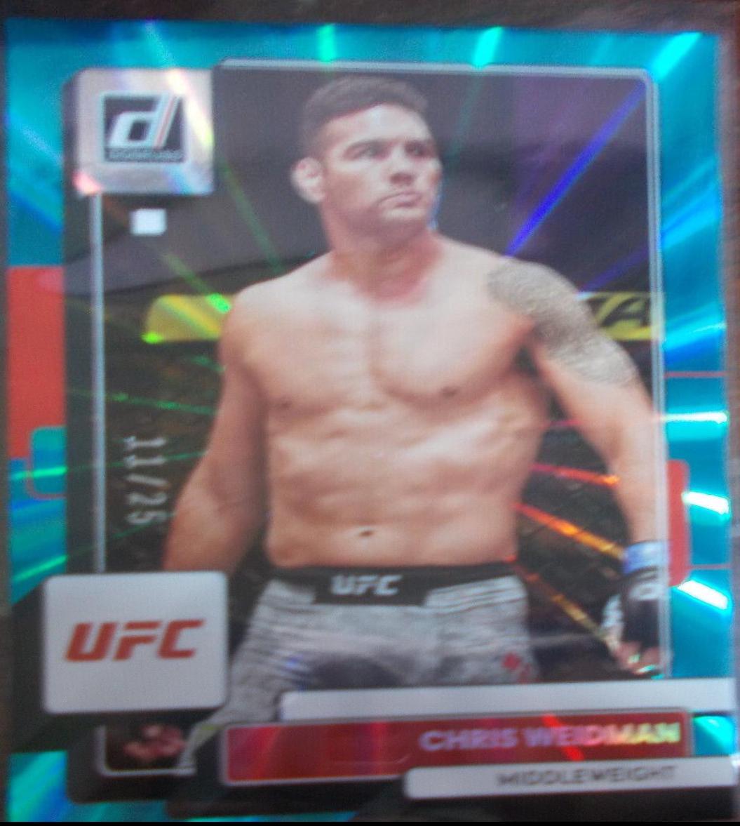 Chris Weidman 2023 Panini Donruss UFC Base #178 Teal Laser