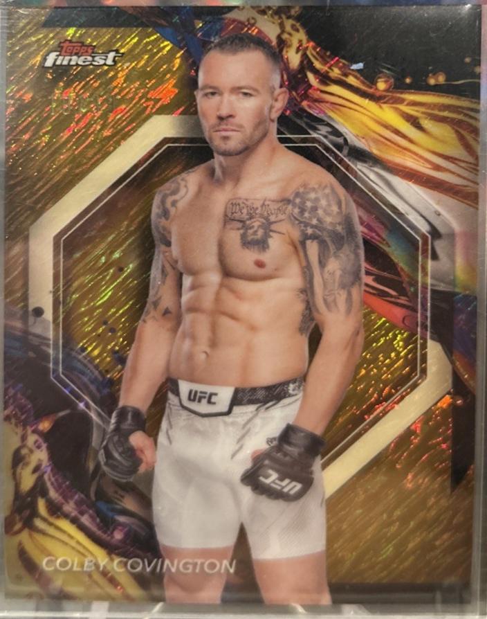 Colby Covington 2024 Topps Finest UFC Chaos #CHA-4 Gold Shimmer Refractor