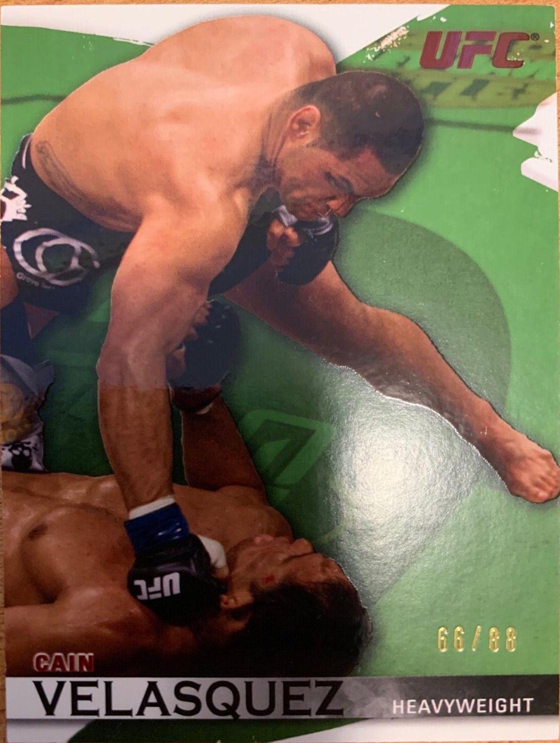 Cain Velasquez 2010 Topps UFC Knockout Base #32 Green