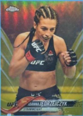 Joanna Jędrzejczyk 2018 Topps Chrome UFC Base #37 Red