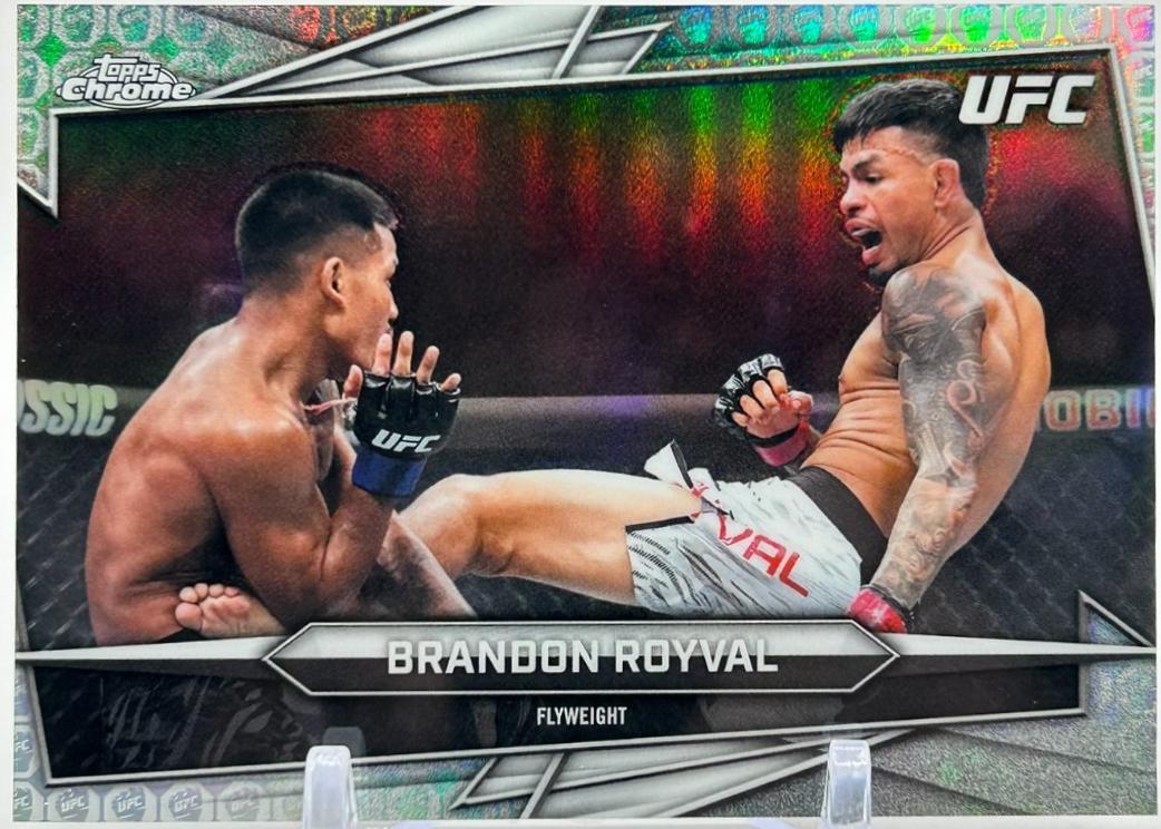 Brandon Royval 2026 Topps Chrome UFC Base #54 UFC Glove Refractor