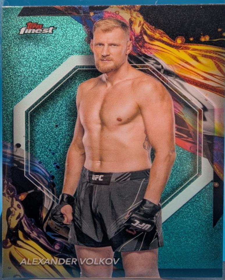 Alexander Volkov 2024 Topps Finest UFC Base Uncommon #184 Tangerine Glitter Refractor