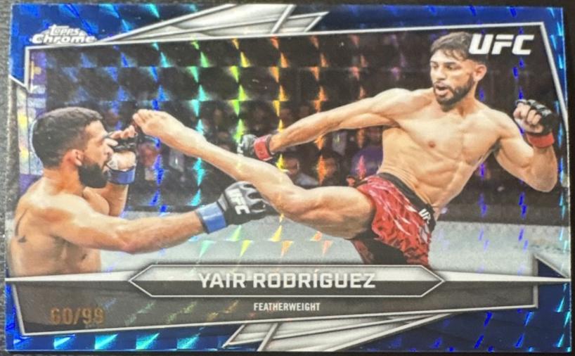Yair Rodríguez 2026 Topps Chrome UFC Base #153 Blue Geometric Refractor