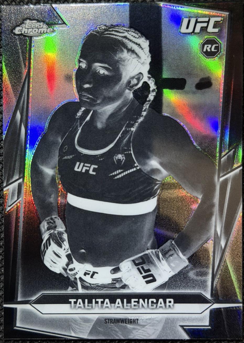 Talita Alencar 2026 Topps Chrome UFC Base #124 Negative Refractor