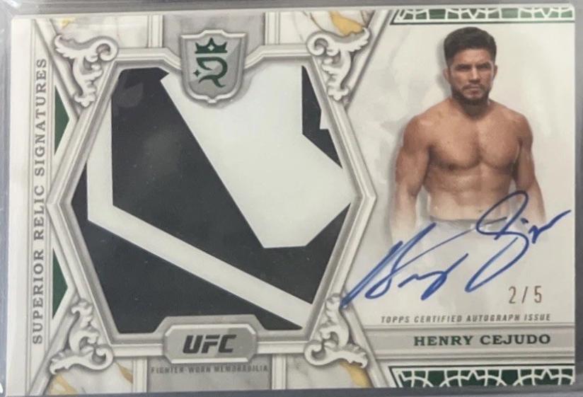 Henry Cejudo 2024 Topps Royalty UFC Superior Relic Signatures #SRS-HC Gold