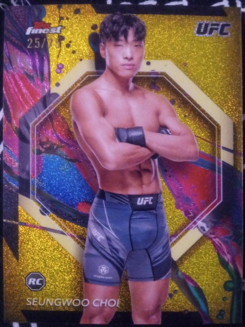 SeungWoo Choi 2024 Topps Finest UFC Base Common #55 Yellow Glitter Refractor