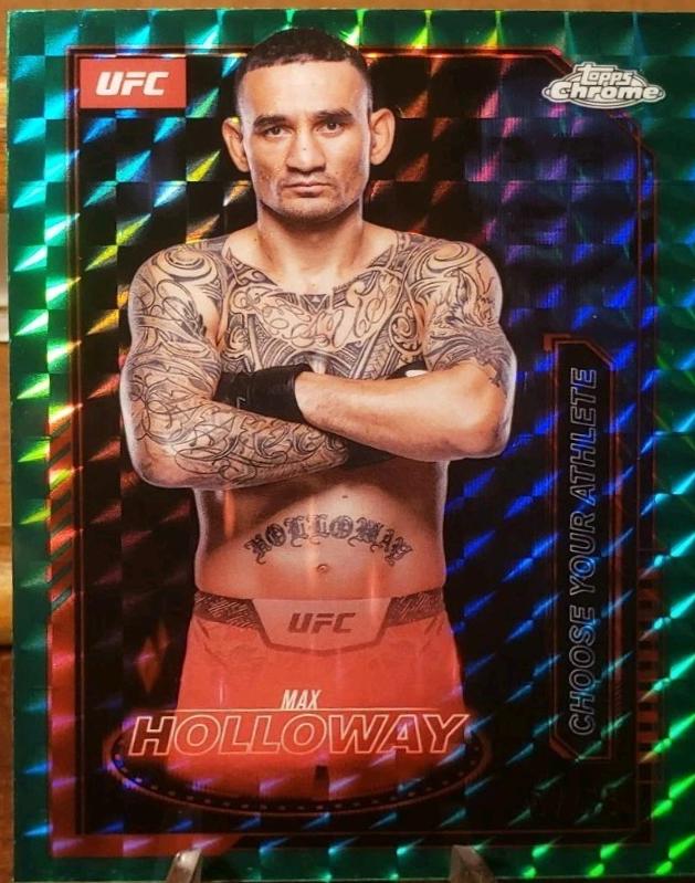 Max Holloway 2025 Topps Chrome UFC Mission Control #MCL-16 Geometric Green Refractor