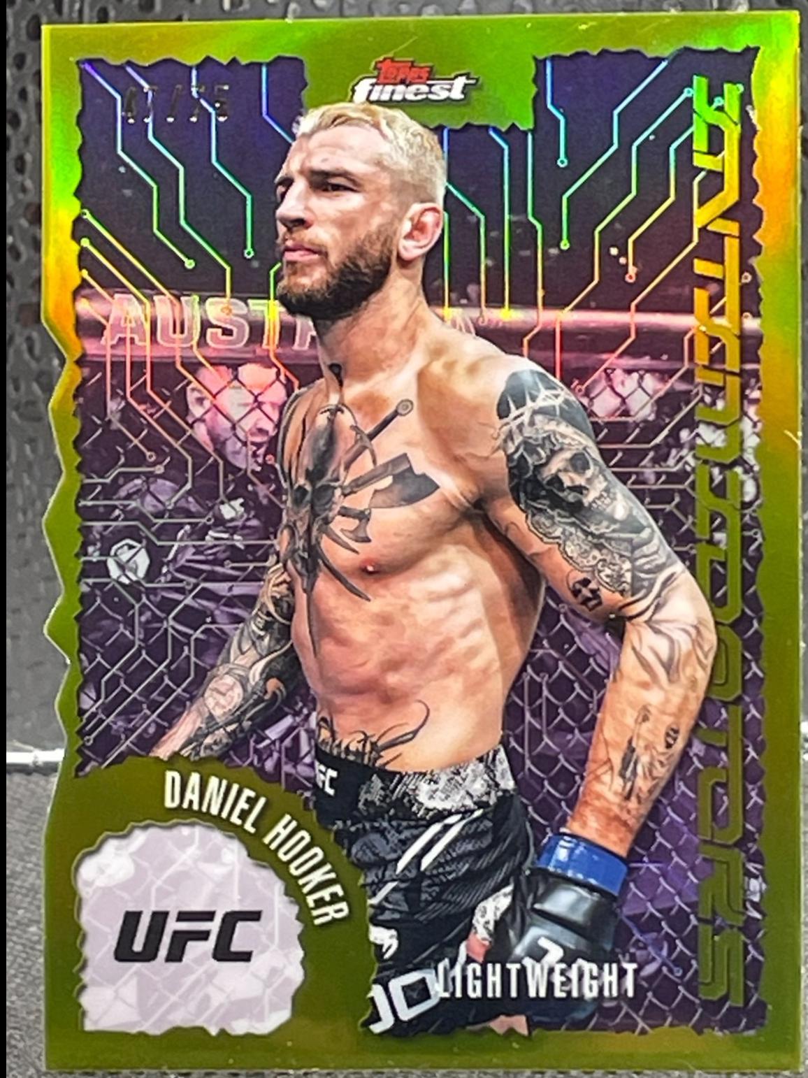 Dan Hooker 2025 Topps Finest UFC Intimidators #IT-1 Die-Cut Refractor