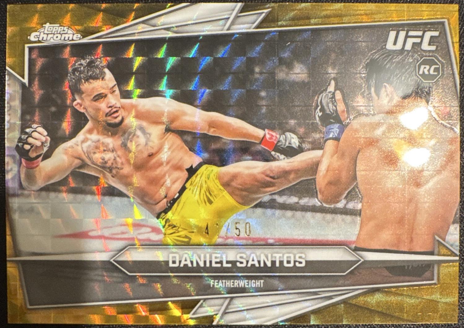 Daniel Santos 2026 Topps Chrome UFC Base #137 Gold Geometric Refractor