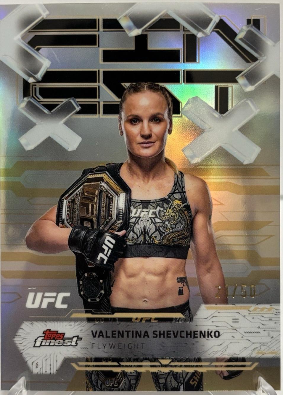 Valentina Shevchenko 2025 Topps Finest UFC Base Common #32 Gold Refractor