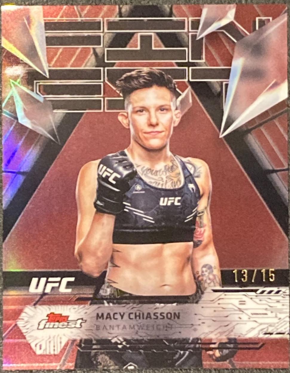 Macy Chiasson 2025 Topps Finest UFC Base Uncommon #173 Red Black Vapor Refractor