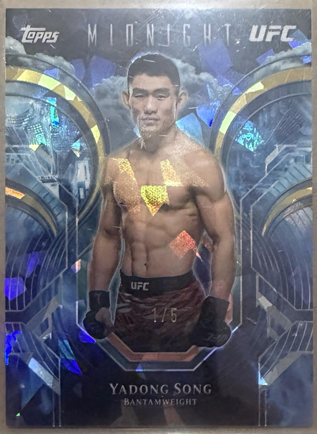 Song Yadong 2026 Topps Midnight UFC Night Watch #PC-21 Moon Beam