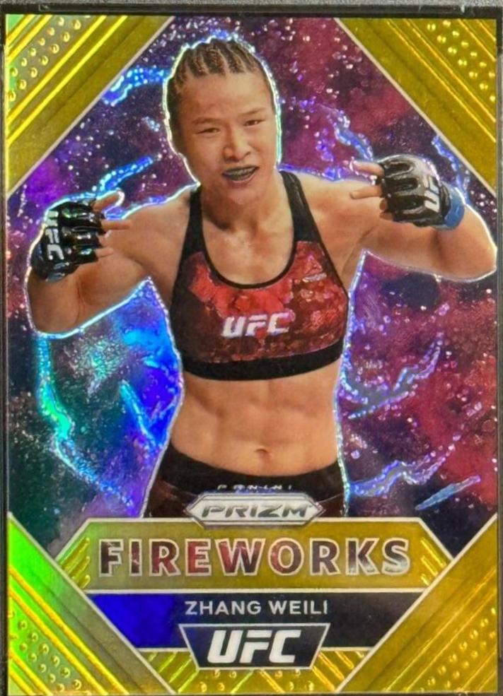 Zhang Weili 2021 Panini Prizm UFC Fireworks #15 Gold