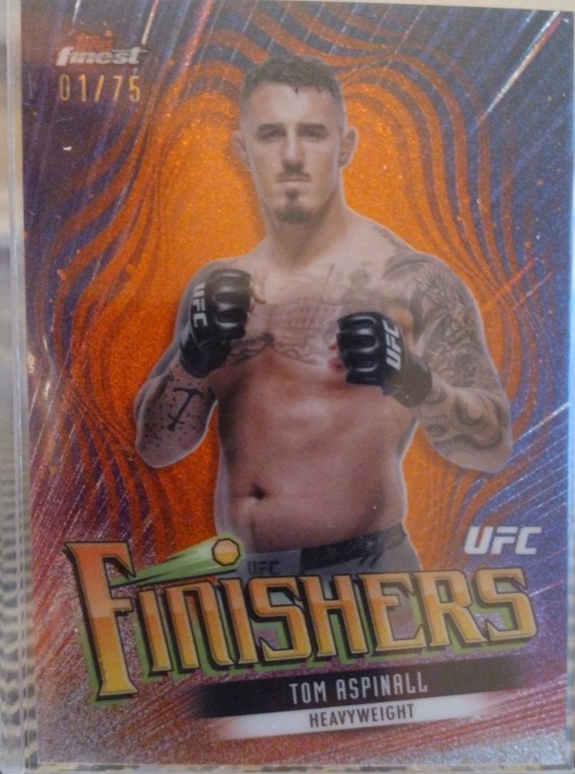 Tom Aspinall 2024 Topps Finest UFC Finishers #FIN-6 Yellow Glitter Refractor