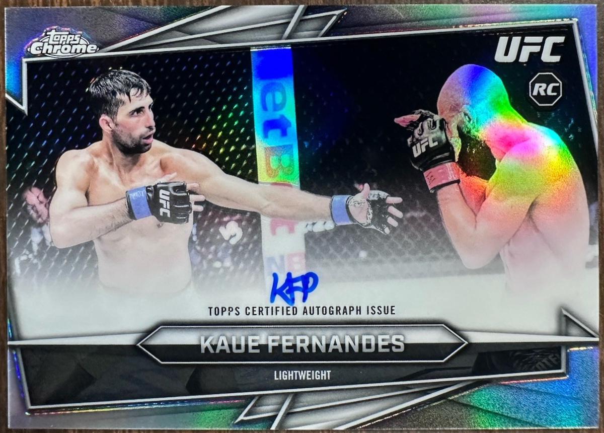 Kaue Fernandes 2026 Topps Chrome UFC Base Autographs #BAV-KF Refractor