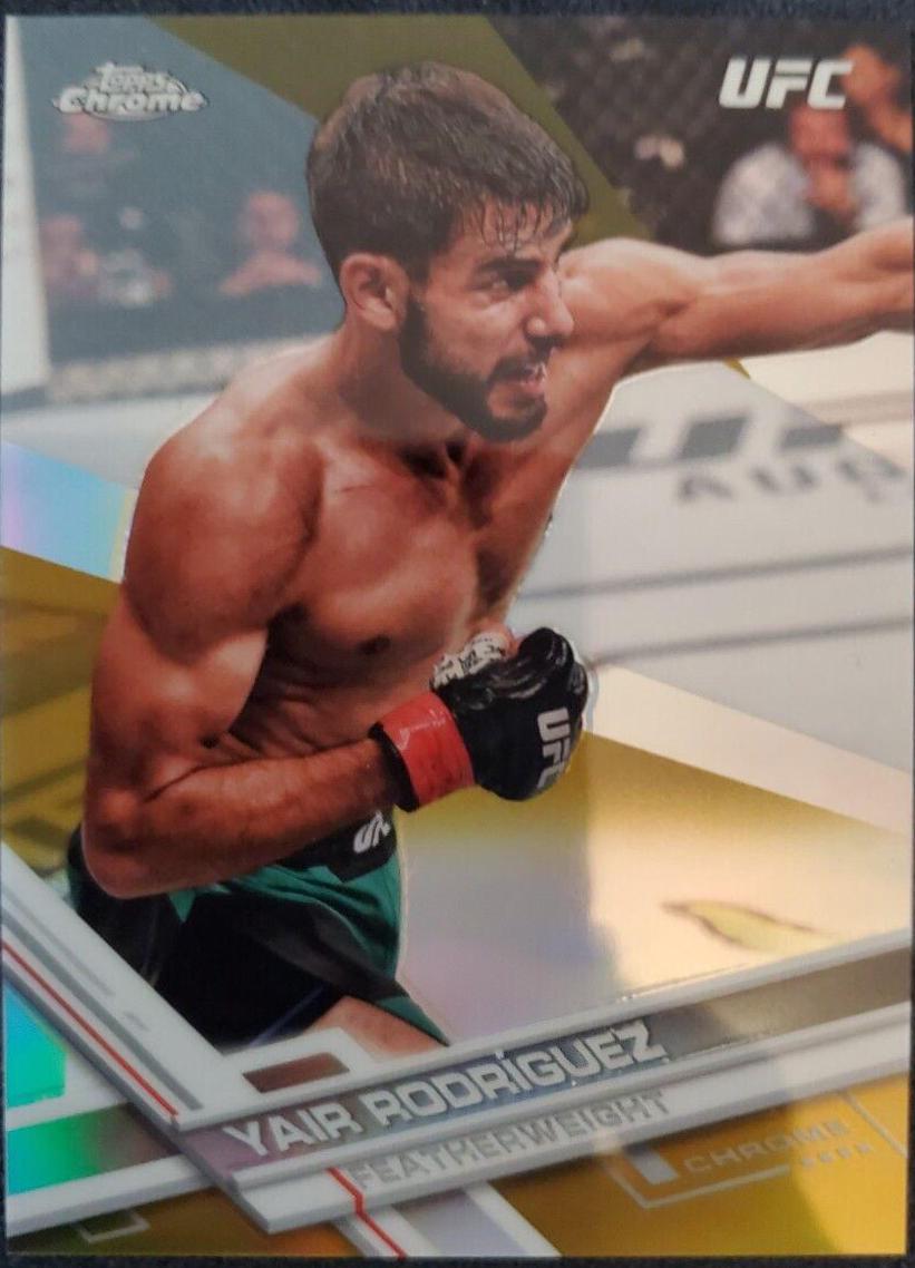 Yair Rodríguez 2017 Topps Chrome UFC Base #91 Gold