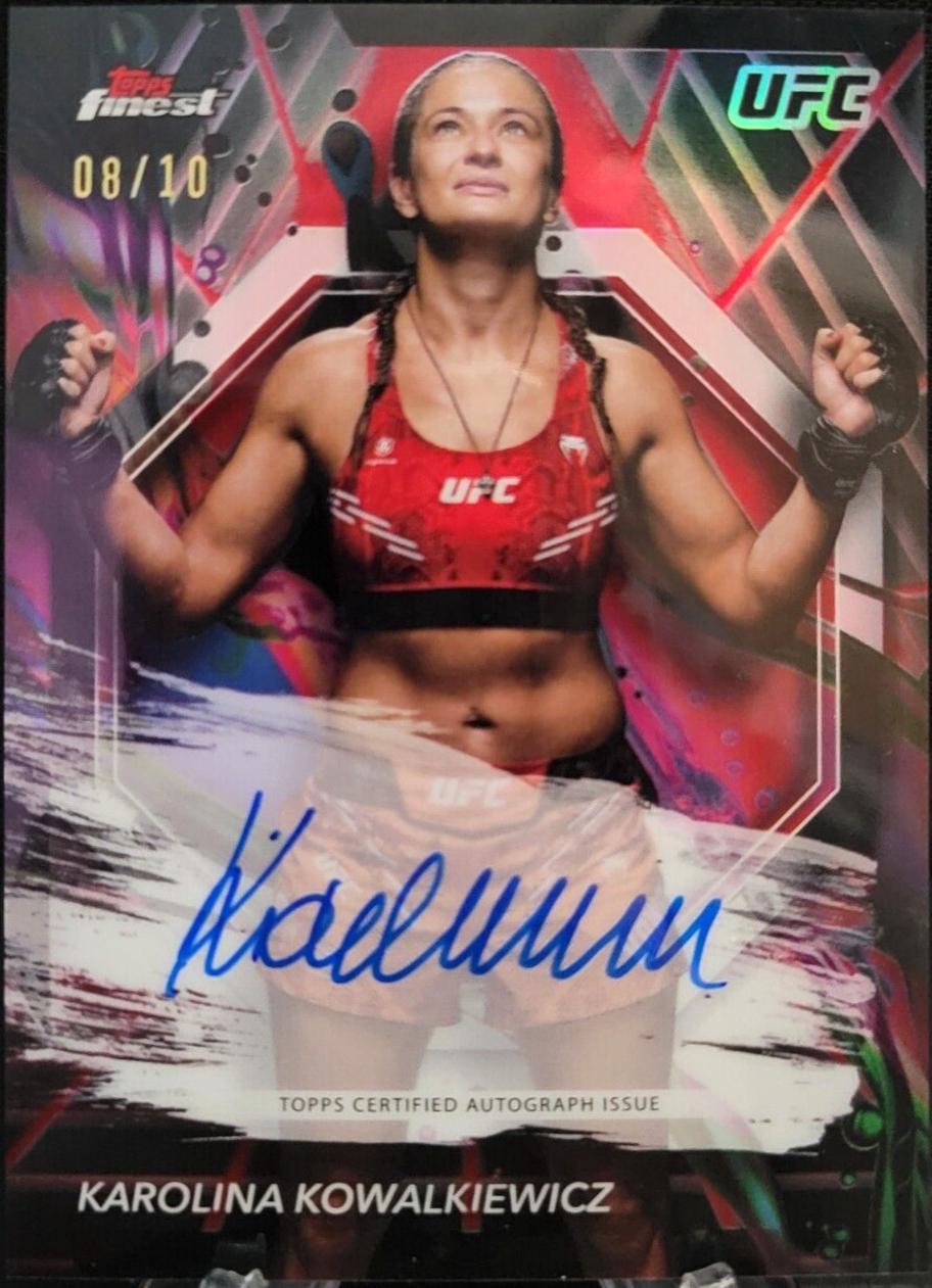Karolina Kowalkiewicz 2024 Topps Finest UFC Finest Autographs #FA-KKZ Red Black Vapor Refractor