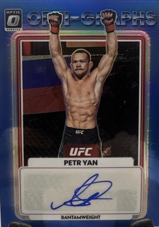 Petr Yan 2023 Panini Donruss Optic UFC Opti-Graphs #17 Blue Autograph