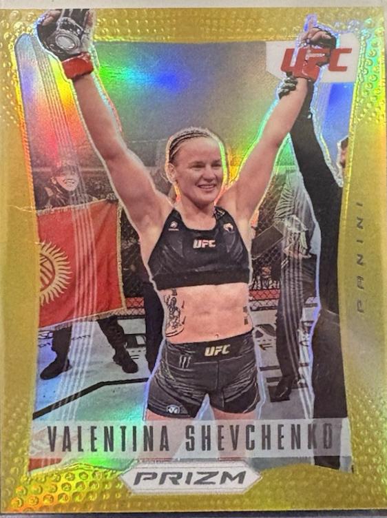 Valentina Shevchenko 2022 Panini Prizm UFC Prizm Flashback #19 Gold
