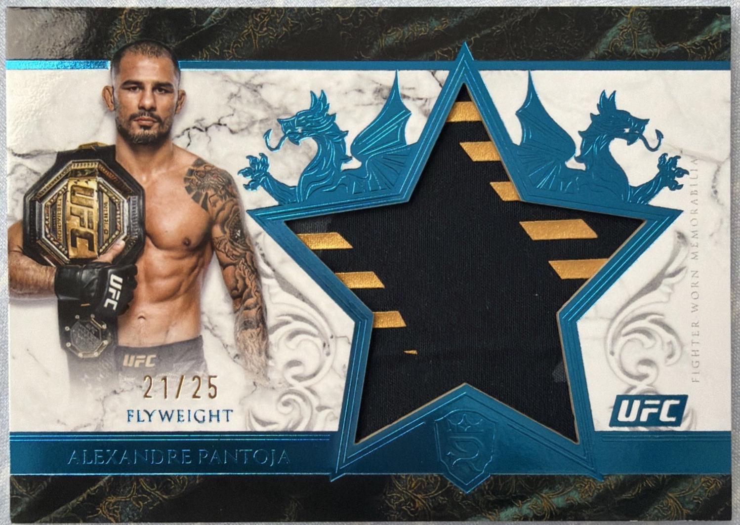 Alexandre Pantoja 2025 Topps Royalty UFC Star Relics #SR-AP Blue