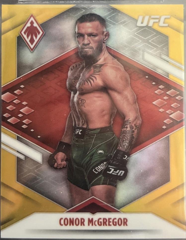 Conor McGregor 2022 Panini Chronicles UFC Base Phoenix #311 Gold