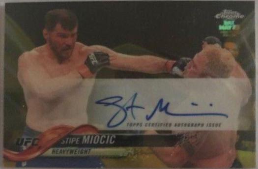 Stipe Miocic 2018 Topps Chrome UFC Fighter Autographs #FA-SM Gold