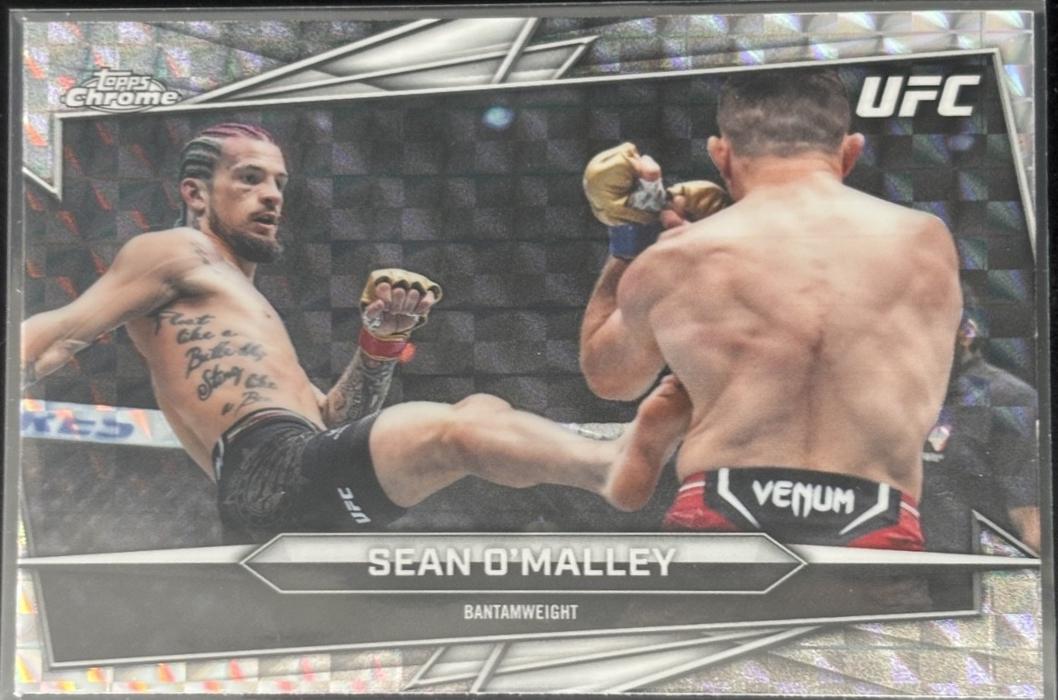 Sean O'Malley 2026 Topps Chrome UFC Base #200 Purple Geometric Refractor