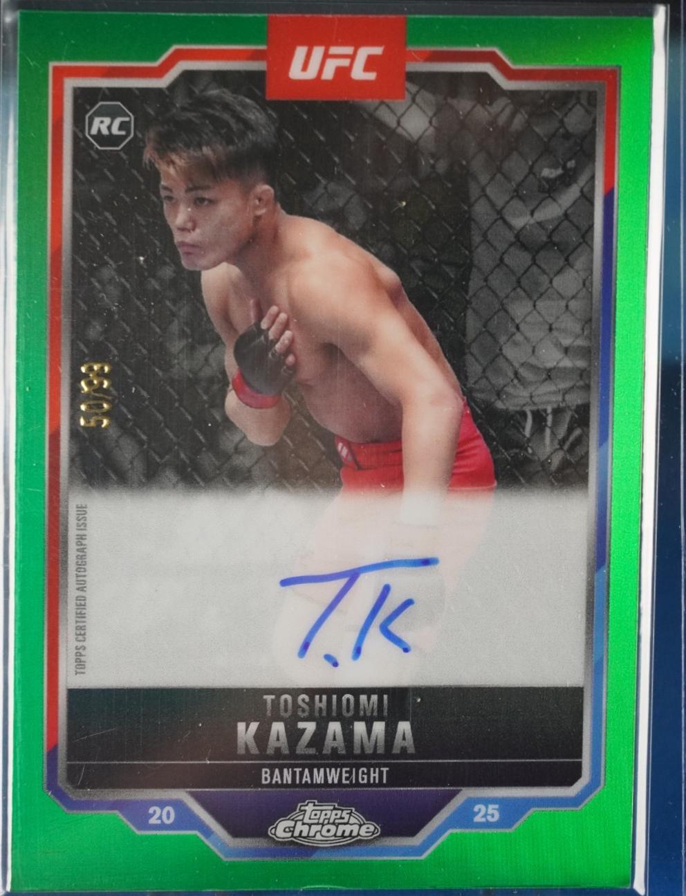 Toshiomi Kazama 2025 Topps Chrome UFC Chrome Rookie Autographs #CRA-TK Green Refractor