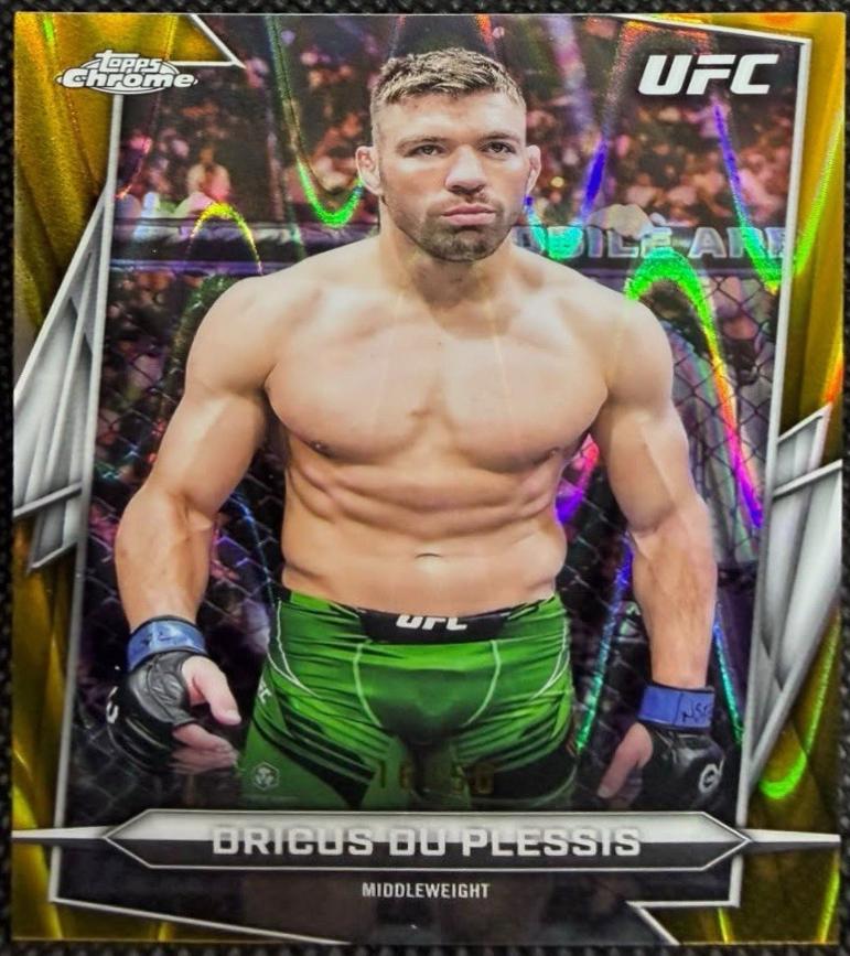 Dricus Du Plessis 2026 Topps Chrome UFC Base #10 Gold Ray Wave Refractor