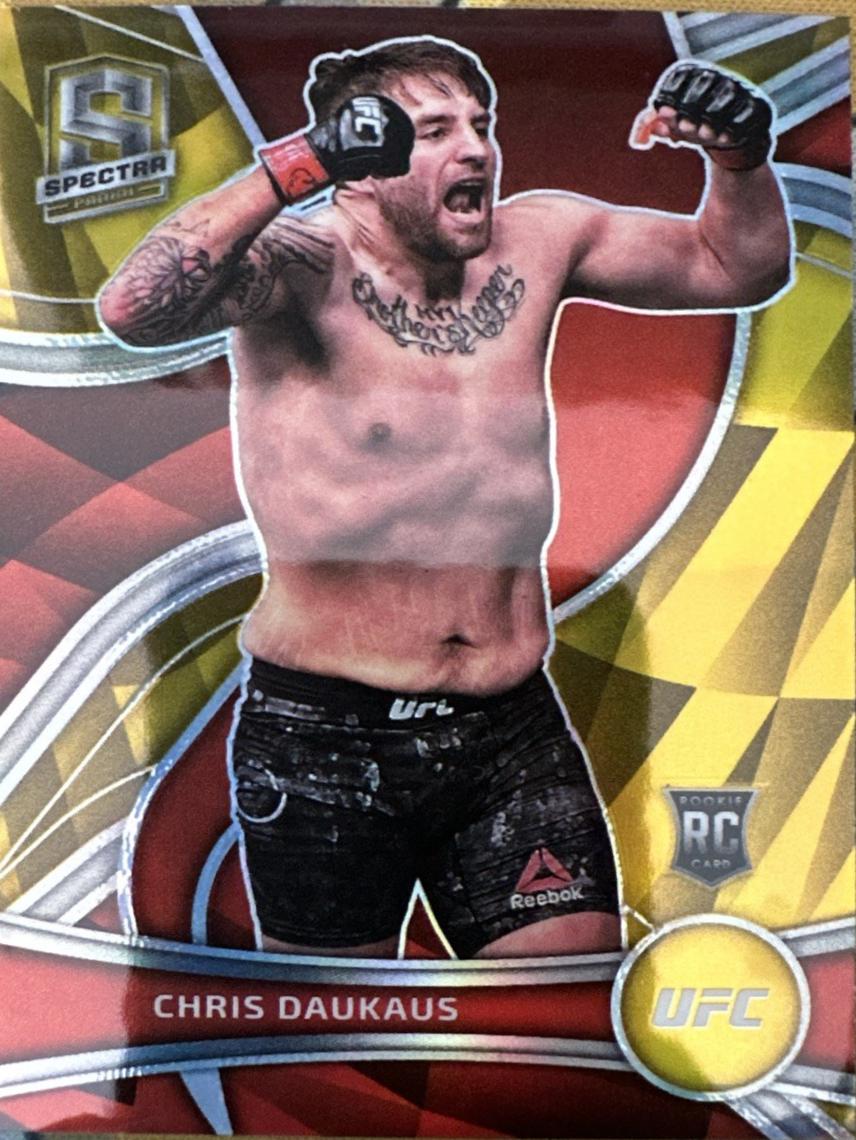 Chris Daukaus 2022 Panini Chronicles UFC Base Spectra #394 Gold